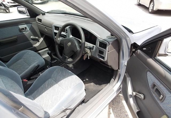 NISSAN NV 1.6 QUEEN CAB ปี 2000 NISSAN NV 1.6 QUEEN CAB ปี 2000