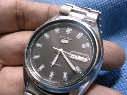 6ก.พ.((น้าเล็ก)) นำเสนอนาฬิกาข้อมือ