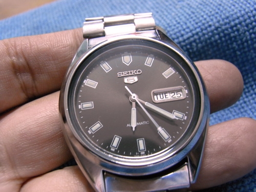 6ก.พ.((น้าเล็ก)) นำเสนอนาฬิกาข้อมือ