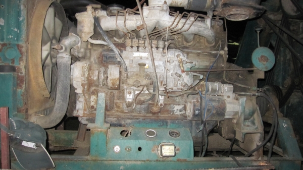 ขายเครื่องยนต์ ฮีโน่ EH 300  140 แรง เครื่องแน่นไม่มีไอ ไม่มีใบคุม