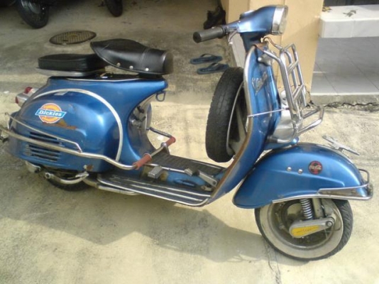 ขาย Vespa สปริ้น 150 หัวเหลี่ยม