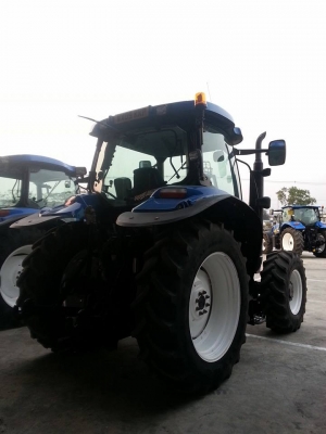 นิวฮอลแลนด์ T6010 นิวฮอลแลนด์ T6010