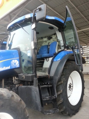 นิวฮอลแลนด์ T6010 นิวฮอลแลนด์ T6010