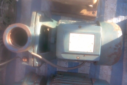 ปั้มน้ำหอยโข่งอิตาลี 2 นิ้วสภาพพร้อมใช้ครับขนาด 2  นิ้ว  แรงมากครับอิตาลีแท้ครับสภาพเดิมครับราคานี้คุ้มมากครับเบิกใหม่6-7 พันครับ