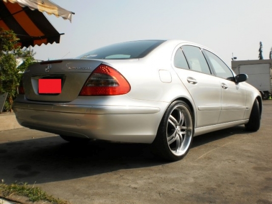 BENZ E 200 KOMPRESSOR ELEGANCE รถออกศูนย์
