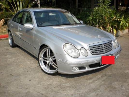BENZ E 200 KOMPRESSOR ELEGANCE รถออกศูนย์