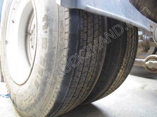 รถบรรทุก 10 ล้อ ยี่ห้อ ISUZU DECA รุ่น GXZ 270 แรงม้า EURO2 พร้อมหางพื้นเรียบ