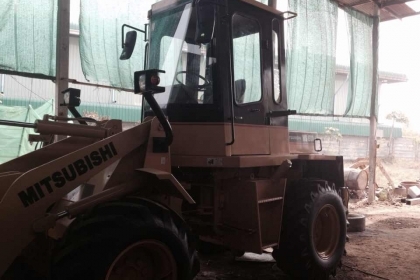 รถตักล้อยาง MITSUBISHI WS500 ตักใด้คั้งละ1คิว เก่านอก