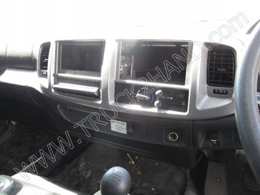 รถบรรทุก 10 ล้อ ยี่ห้อ HINO รุ่น FM8J 260 แรงม้า ติดแก๊ส NGV รถบรรทุก 10 ล้อ ยี่ห้อ HINO รุ่น FM8J 260 แรงม้า ติดแก๊ส NGV