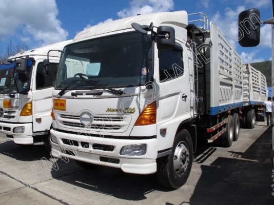 รถบรรทุก 10 ล้อ  ยี่ห้อ HINO รุ่น FM8J   260 แรงม้า ติดแก๊ส NGV