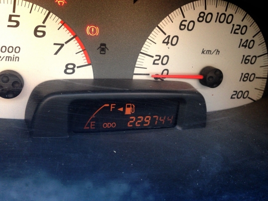 ***ขายแล้วครับขอบคุณ Truck2hand ขาย6ล้อช่วงยาว ISUZU FTR11l รถห้างคัสซีใหญ่ สภาพเดิมๆ ไม่เคยทำสี เครื่องเดิมเกียร์เดิม 6BD1 165 เครื่องอ่อนนิดๆ ช่วงล่างเดิมๆคัสซีใหญ่ สวยตลอดเส้น ไม่ปะไม่ดาม กระบะคาร์โก้6.0ม.สภาพดี พื้นดีข้างดีไม่ผุ ยาง900ขอบ20สวย6เส้น หั