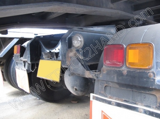 รถบรรทุก 10 ล้อ  ยี่ห้อ ISUZU รุ่น GXZ  EURO2  270 แรงม้า   พร้อมหางพื้นเรียบ