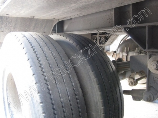 รถบรรทุก 10 ล้อ  ยี่ห้อ ISUZU รุ่น GXZ  EURO2  270 แรงม้า   พร้อมหางพื้นเรียบ