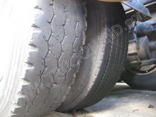 รถบรรทุก 10 ล้อ  ยี่ห้อ ISUZU รุ่น GXZ  EURO2  270 แรงม้า   พร้อมหางพื้นเรียบ