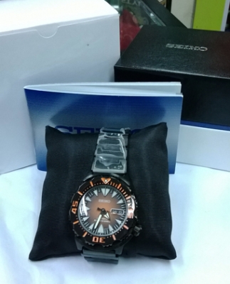 นาฬิกาข้อมือ SEIKO Monster The Fang Automatic รุ่น SRP311K1