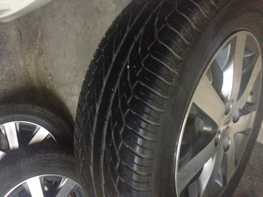 ขายล้อแม็ก honda freed พร้อมยางปี12 ยางDunlop สภาพสวย ราคา4700สนใจโทร0915195549 ขายล้อแม็ก honda freed พร้อมยางปี12 ยางDunlop สภาพสวย ราคา4700สนใจโทร0915195549