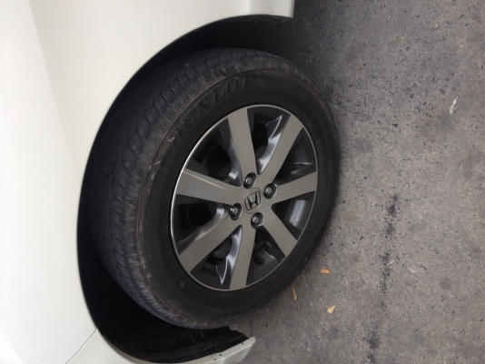 ขายล้อแม็ก honda freed พร้อมยางปี12 ยางDunlop สภาพสวย ราคา4700สนใจโทร0915195549