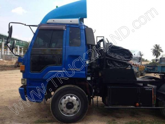 รถบรรทุก 10 ล้อ ยี่ห้อ ISUZU 240 แรงม้า พร้อมหางพื้นเรียบ