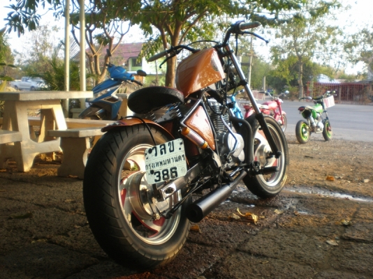 ขาย เเพลตตินั่มเเต่งโอสคูล ทะเบียนโอน ภาษีขาดปี 56(ส่งได้ทุกจังหวัดครับ) สตาร์ทมือ/เท้า เครื่องดี ทำสีมาใหม่ ท่อคู่ 086-8063966 โอ๋ ลพบุรี