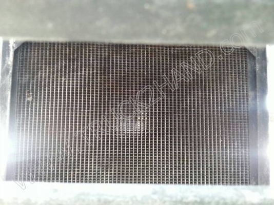 รถตักล้อยาง ยี่ห้อ KOMATSU รุ่น WA300-1