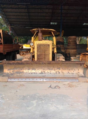 รถแทรคเตอร์ Cater Pillar  D5B