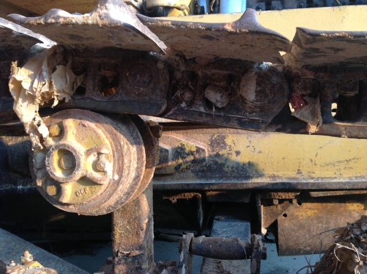 รถแทรคเตอร์ Cater Pillar  D5B