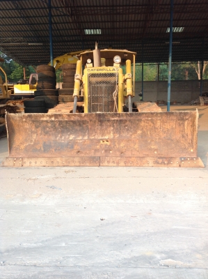 รถแทรคเตอร์ Cater Pillar  D5D