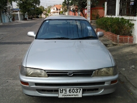 ขายรถยนต์ ปี95 โตโยต้า โคโรล่า รุ่นสามห่วง เครื่อง1300cc.หัวฉีด เกียร์ธรรมดา พวงมาลัยเพาเวอร์ กระจกมือหมุน แอร์ วิทยุCD ล้อแม็ก รถขับดี ช่วงล่างดี ขายถูกๆ (รถบ้านไม่ใช่แท็กซี่)