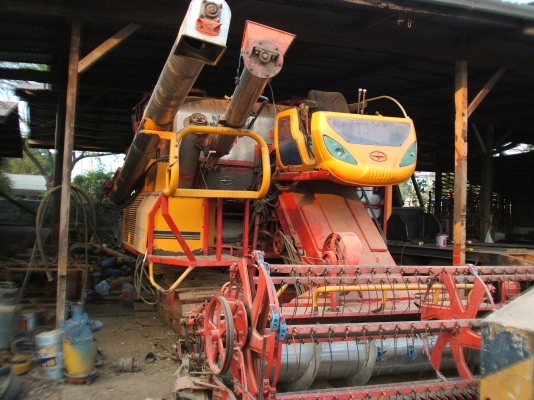 รับสมัครช่างซ่อมเครื่องยนต์ เงินเดือน 15,000 บาท 1 อัตรา - รับสมัครช่างซ๋อมรถเกี่ยวข้าว เงินเดือน 12,000-15,000 บาท