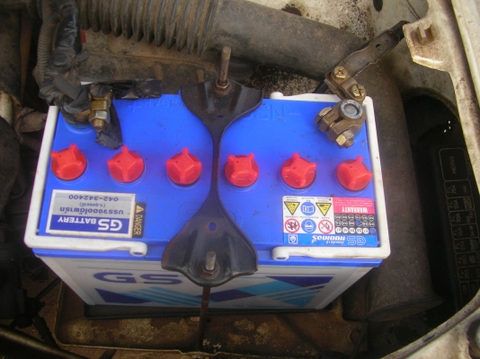 ขายนิสสัน NV ปี38 พวงมาลัยเพาเวอร์ แอร์เย็น ล้อแมก