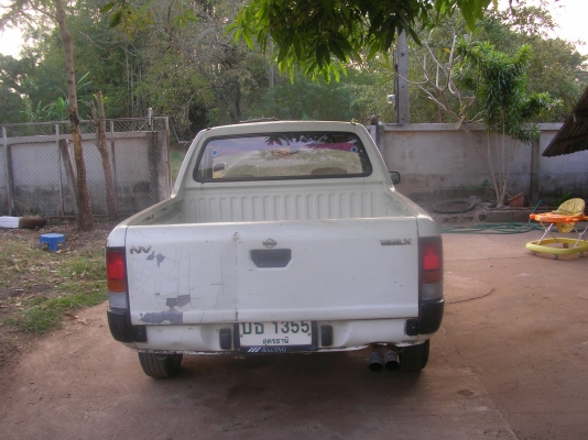 ขายนิสสัน NV ปี38 พวงมาลัยเพาเวอร์ แอร์เย็น ล้อแมก