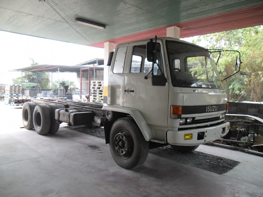 ขายรถ10ล้ออีชูซุร็อกกี้175แรง