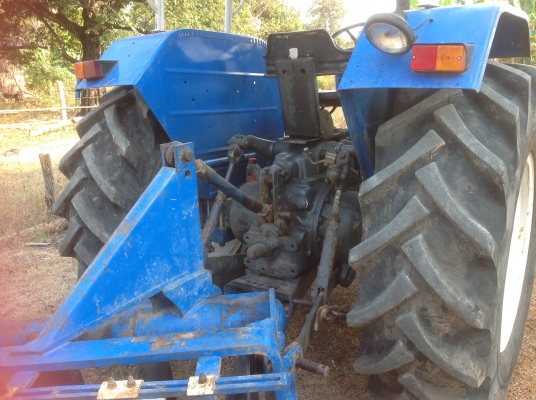 ขายรถไถ Ford 6610 สภาพเยี่ยม ใช้งานน้อย ซื้อมาแค่ 1 ปี มีเล่มทะเบียนพร้อมโอน