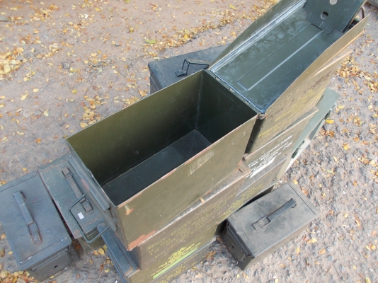 ร้าน m601 ขายกล่องเหล็ก 5.56  1000 นัด ราคาถูกมีเยอะซื้อมากมีลด