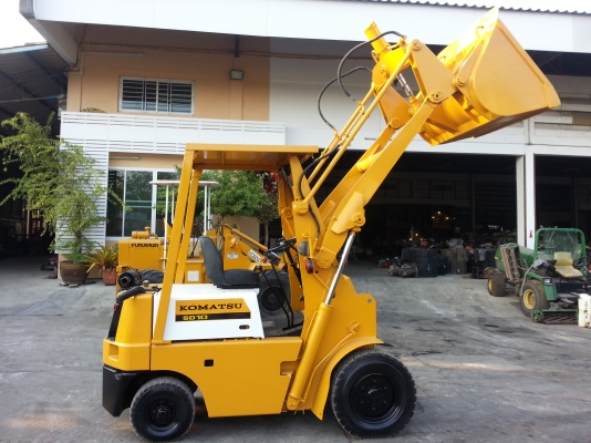 ขาย รถตัก KOMATSU รุ่น SD10 ( ดีเซล) มือสองญี่ปุ่น