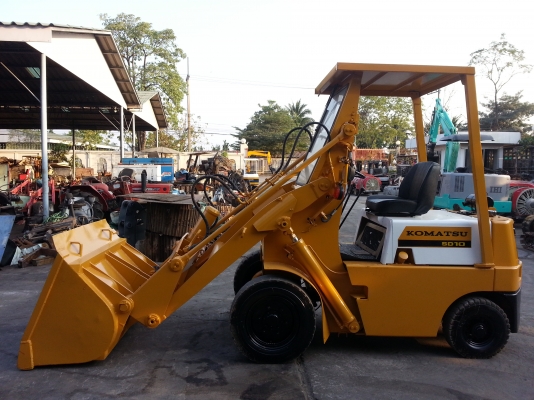 ขาย รถตัก KOMATSU รุ่น SD10 ( ดีเซล) มือสองญี่ปุ่น
