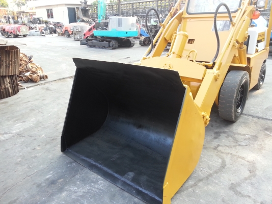 ขาย รถตัก KOMATSU รุ่น SD10 ( ดีเซล) มือสองญี่ปุ่น