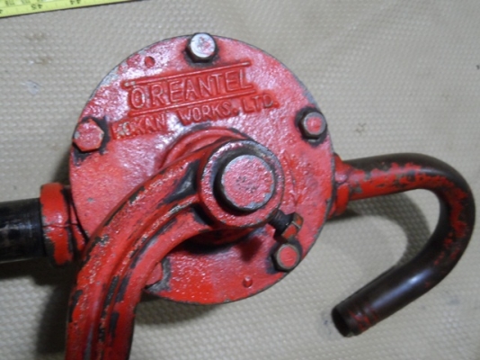 ปั้มน้ำมัน มือหมุน ครบชุด พร้อมใช้ครับ