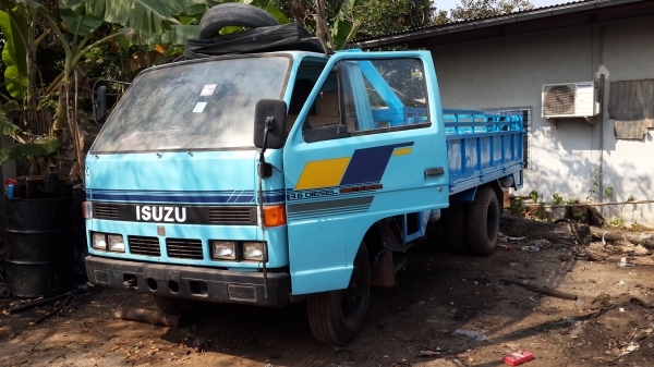 ขายหกล้อ nkr 110 ห้างแท้ กระบะเหล็ก 350000