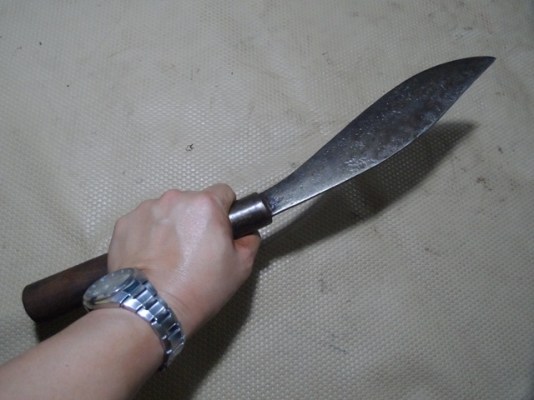 มีดเหน็บ ครับ