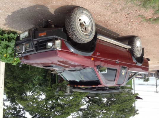 Nissan Big M Cab 4WD. ปี40 เครื่อง BD25 เทอร์โบ ฝาแดง พวงมาลัยเพาเวอร์ กระจกไฟฟ้า สภาพเดิมๆ ออฟชั่นครบ 200,000