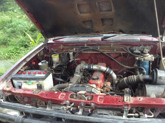 Nissan Big M Cab 4WD. ปี40 เครื่อง BD25 เทอร์โบ ฝาแดง พวงมาลัยเพาเวอร์ กระจกไฟฟ้า สภาพเดิมๆ ออฟชั่นครบ 200,000