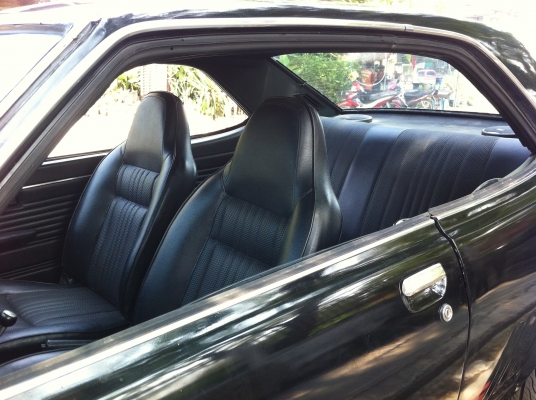 ขายรถเรโทร 2 ประตู เท่ห์ๆ ขายรถเรโทร 2 ประตู เท่ห์ๆ