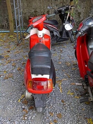 ขายรถป๊อปคลาสสิค Yamaha Salient 50cc.และPeugeot Sum-Up 125