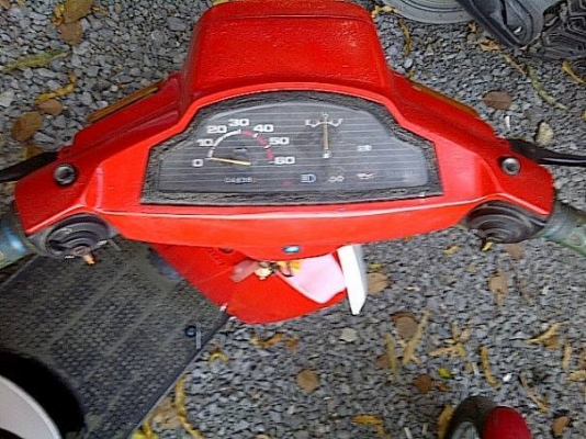 ขายรถป๊อปคลาสสิค Yamaha Salient 50cc.และPeugeot Sum-Up 125