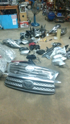 ขายกระจกมองข้างหลายรุ่นมีอะไหล่กระจกมองข้างขาย