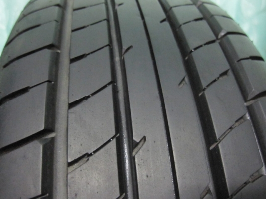 ขายล้อแม็ก MAZDA 2 พร้อมยางขอบ 15 สภาพใหม่มากๆ