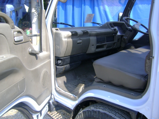 ขายรถ 6 ล้อ NKR รถห้างแท้ เครื่อง110 เครื่องดี คัชชีสวย ยาว 4.30 เมตร รถสวย สภาพพร้อมใช้งาน ขายรถ 6 ล้อ NKR รถห้างแท้ เครื่อง110 เครื่องดี คัชชีสวย ยาว 4.30 เมตร รถสวย สภาพพร้อมใช้งาน