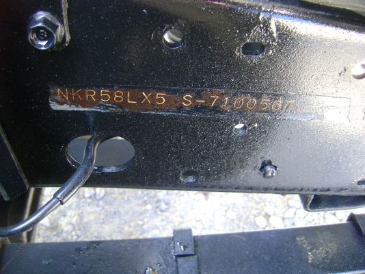 ขายรถ 6 ล้อ NKR รถห้างแท้ เครื่อง110 เครื่องดี คัชชีสวย ยาว 4.30 เมตร รถสวย สภาพพร้อมใช้งาน ขายรถ 6 ล้อ NKR รถห้างแท้ เครื่อง110 เครื่องดี คัชชีสวย ยาว 4.30 เมตร รถสวย สภาพพร้อมใช้งาน