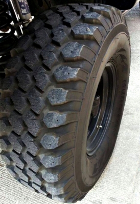 ขายยางมัด 33 12.5 R15 พร้อมแม็ก Inter